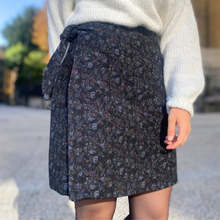 Charger l'image dans la galerie, Jupe droite portefeuille - Caroline