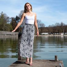 Charger l'image dans la galerie, Jupe longue fendue - Cassy