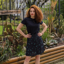Charger l'image dans la galerie, Jupe patineuse boutonnée courte - Cactus