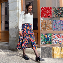 Charger l'image dans la galerie, Jupe patineuse boutonnée - Personnalisée