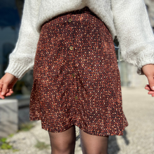 Charger l'image dans la galerie, Jupe patineuse boutonnée courte - Carmélia