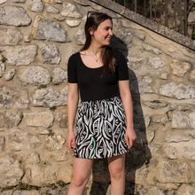 Charger l'image dans la galerie, Jupe petite basique - Dalida