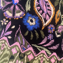 Charger l'image dans la galerie, Jupe patineuse boutonnée - Personnalisée