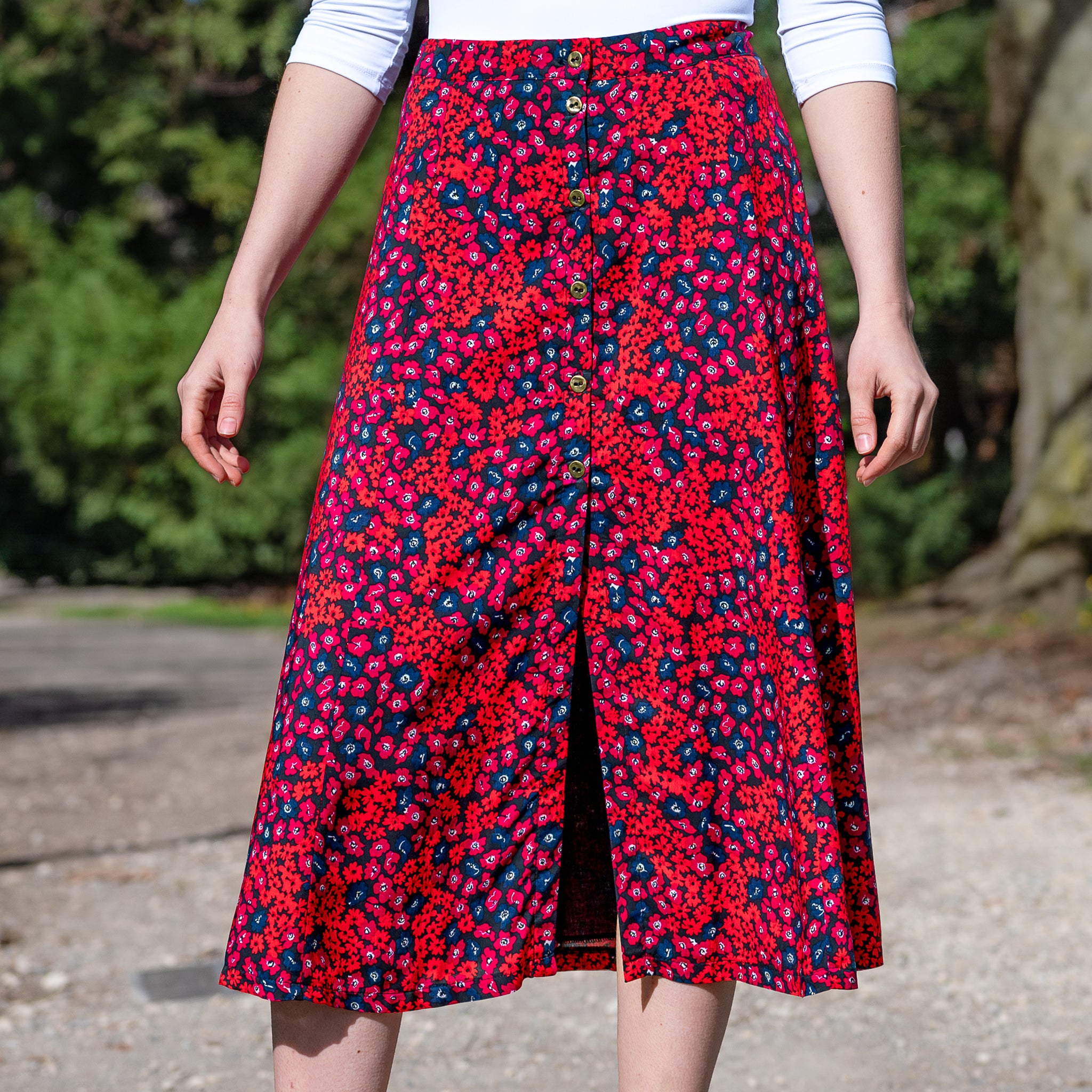 Jupe droite doublée en polyester et viscose Jupe droite doublée en polyester et viscose
